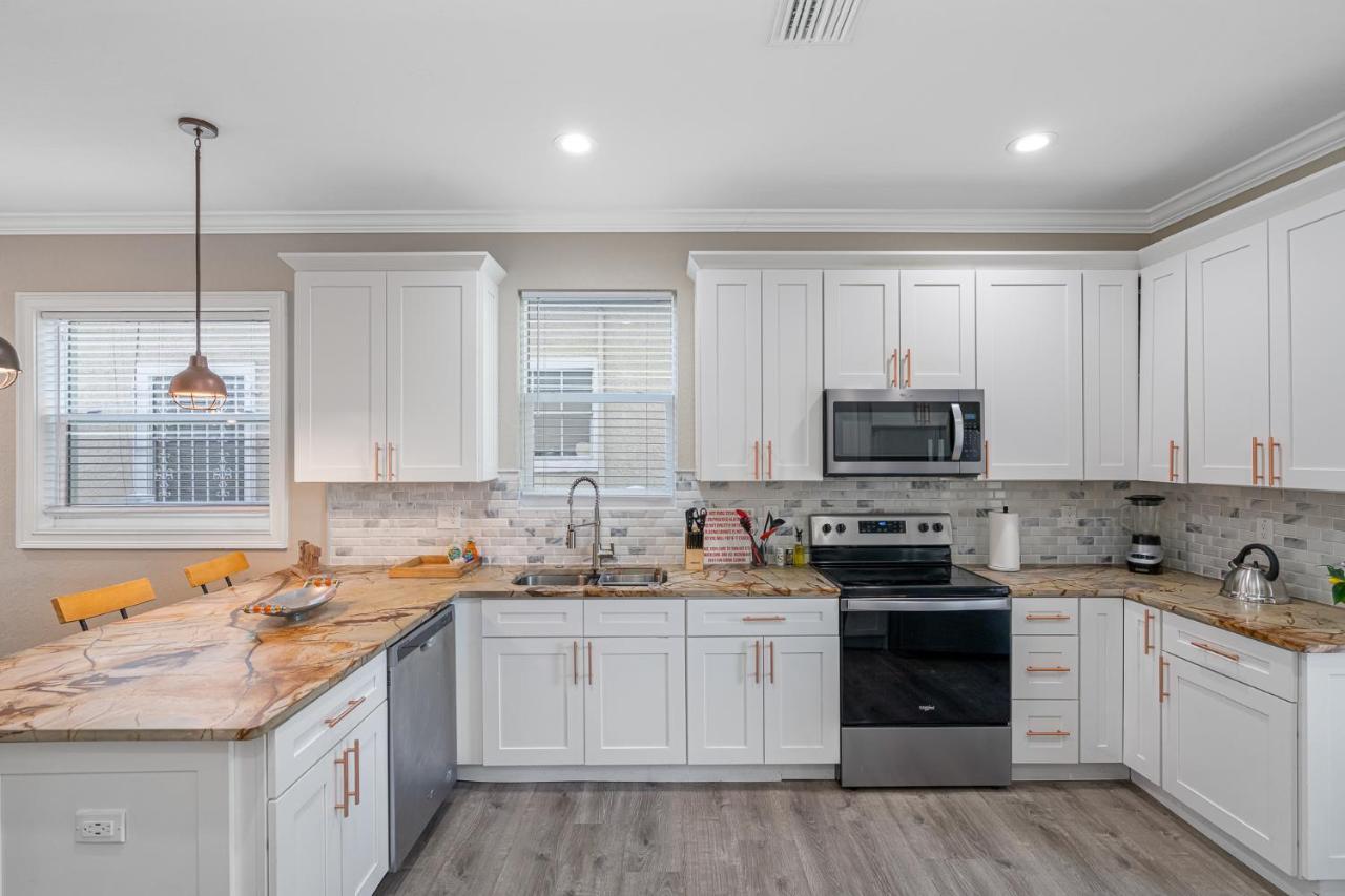 Cozy And Spacious 4Br House With Pool In Tampa Exterior foto